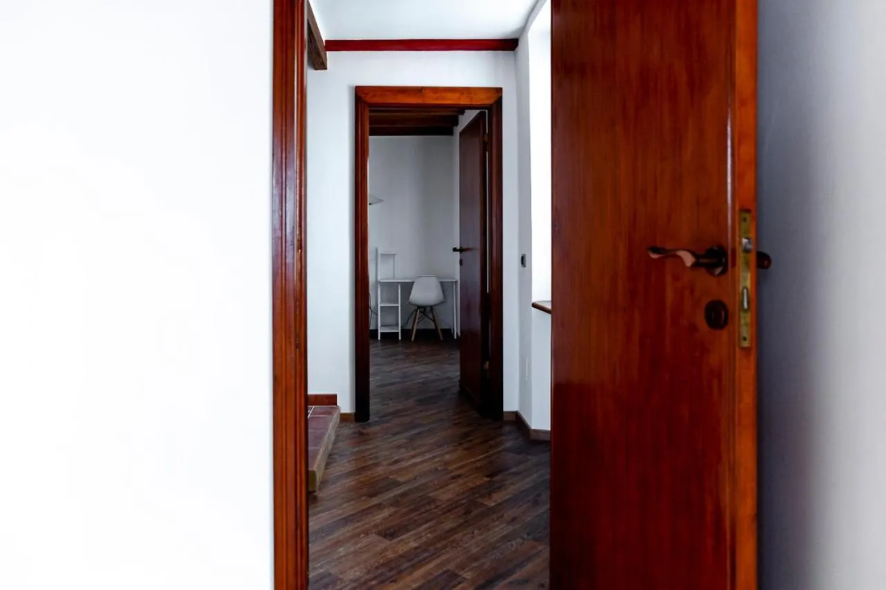 La Casa Di Ugo Sotto Il Borgo Villa Ameglia Nyaraló